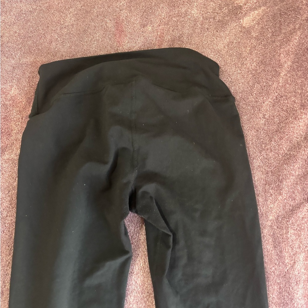 ALO Leggings - Picture 6 of 7